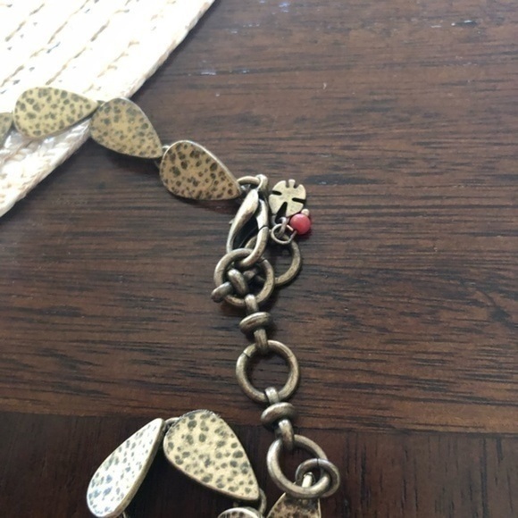 Vintage Lucky Brand Hammered Brasstone Articulated Necklace - Picture 5 of 5